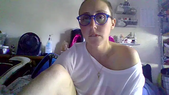 Snapshot of AstridFalk23 chatting on 6, 10, 2025 AstridFalk23 online show from 6, 10, 2025
