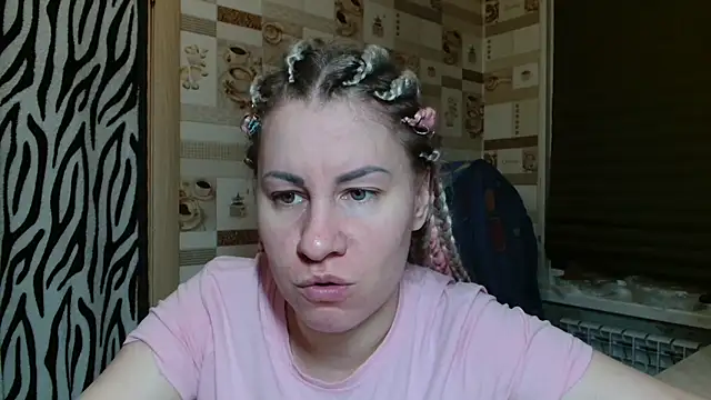 TherestlessKitty online show from 3, 5, 2026
