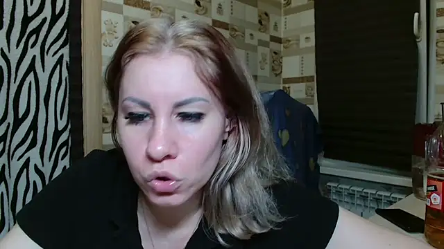 TherestlessKitty online show from 25, 6, 2026