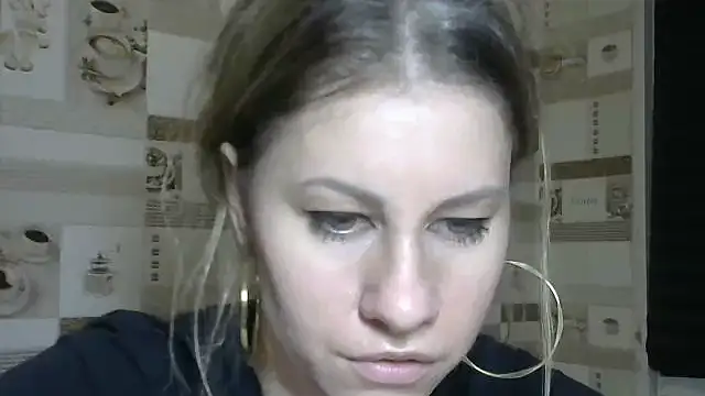 TherestlessKitty online show from 28, 10, 2025