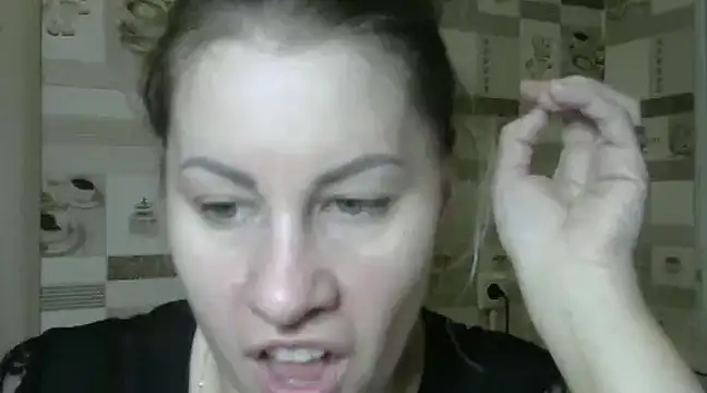 TherestlessKitty online show from 14, 2, 2025