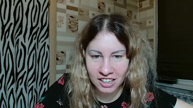 TherestlessKitty online show from 8, 4, 2026