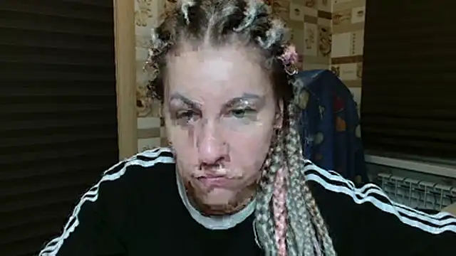 TherestlessKitty online show from 12, 5, 2026