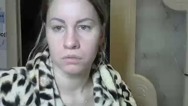 TherestlessKitty online show from 15, 2, 2025