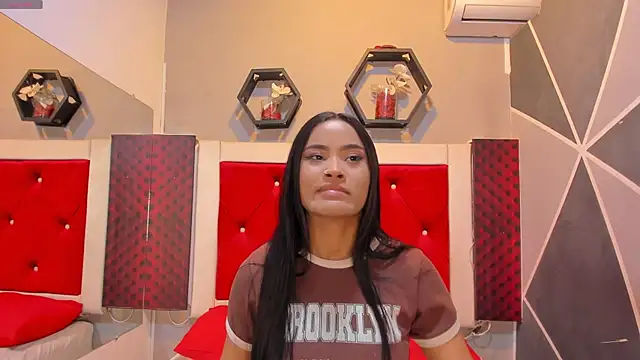 Karoll014 online show from 17, 11, 2025