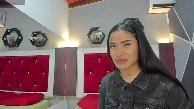 Karoll014 online show from 5, 3, 2026