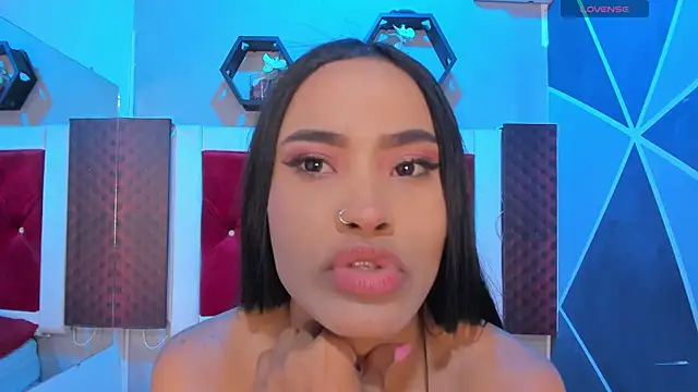 Karoll014 online show from 15, 10, 2025