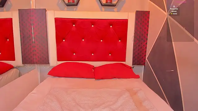 Karoll014 online show from 28, 10, 2025