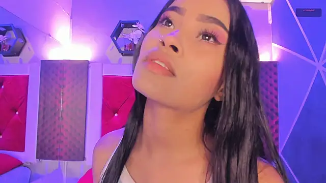 Karoll014 online show from 21, 4, 2026