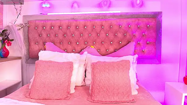 Tayzon Foxxx online show from 26, 10, 2025