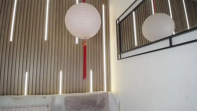 Tayzon Foxxx online show from 12, 2, 2026