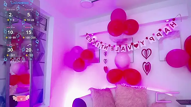 Snapshot of Tayzon_Foxxx chatting on 8, 2, 2025 Tayzon Foxxx online show from 8, 2, 2025