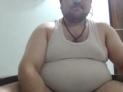 Snapshot of ARYANAVAILABLE chatting on 5, 7, 2026 ARYANAVAILABLE online show from 5, 7, 2026