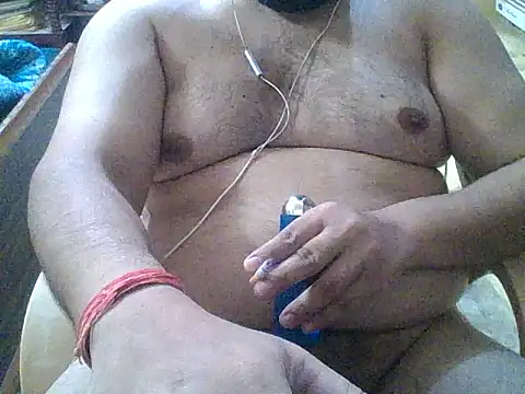 Snapshot of ARYANAVAILABLE chatting on 29, 9, 2025 ARYANAVAILABLE online show from 29, 9, 2025