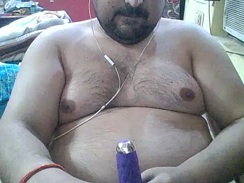 Snapshot of ARYANAVAILABLE chatting on 18, 5, 2026 ARYANAVAILABLE online show from 18, 5, 2026