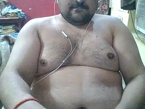 Snapshot of ARYANAVAILABLE chatting on 13, 5, 2026 ARYANAVAILABLE online show from 13, 5, 2026