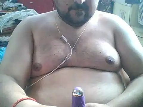 Snapshot of ARYANAVAILABLE chatting on 19, 5, 2026 ARYANAVAILABLE online show from 19, 5, 2026