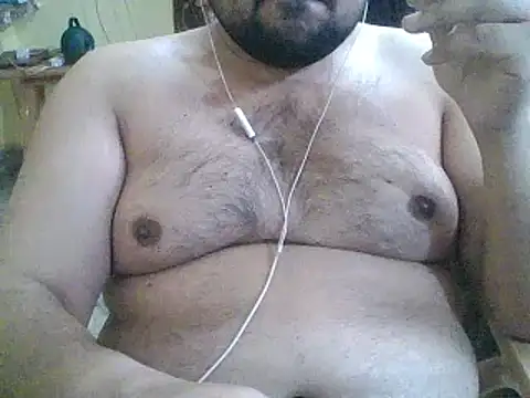 Snapshot of ARYANAVAILABLE chatting on 4, 2, 2025 ARYANAVAILABLE online show from 4, 2, 2025