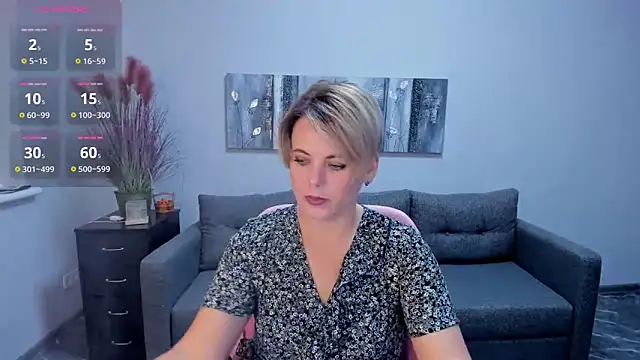 Snapshot of Julia_Wilsone chatting on 4, 10, 2025 Julia Wilsone online show from 4, 10, 2025