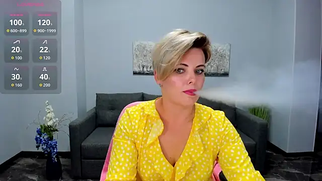 Snapshot of Julia_Wilsone chatting on 3, 10, 2025 Julia Wilsone online show from 3, 10, 2025