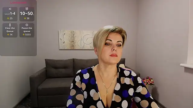 Julia Wilsone online show from 6, 2, 2026