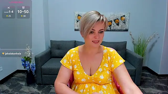 Julia Wilsone online show from 1, 11, 2025