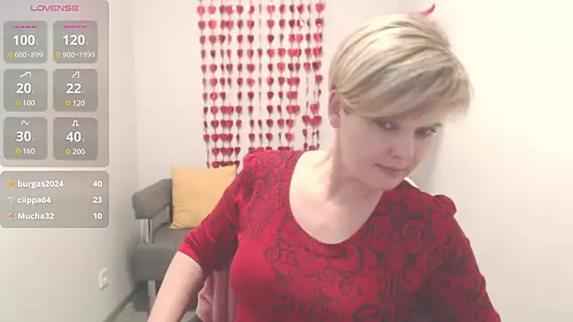 Snapshot of Julia_Wilsone chatting on 10, 2, 2025 Julia Wilsone online show from 10, 2, 2025