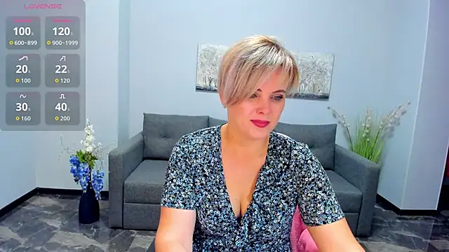 Snapshot of Julia_Wilsone chatting on 22, 10, 2025 Julia Wilsone online show from 22, 10, 2025