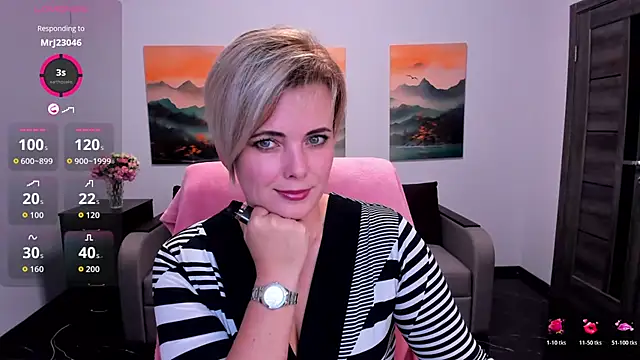 Julia Wilsone online show from 4, 11, 2025