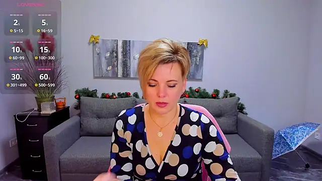 Julia Wilsone online show from 8, 1, 2026