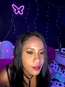 Snapshot of AlisonHoot69 chatting on 16, 10, 2025 AlisonHoot69 online show from 16, 10, 2025