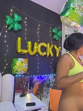 AlisonHoot69 online show from 1, 4, 2026