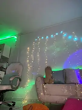 AlisonHoot69 online show from 2, 2, 2025