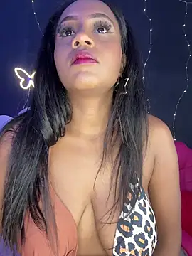 Snapshot of AlisonHoot69 chatting on 11, 10, 2025 AlisonHoot69 online show from 11, 10, 2025