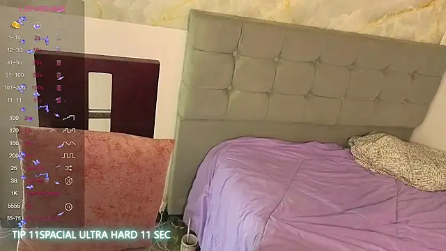 Snapshot of Cristal_v_1 chatting on 15, 7, 2026 Cristal v 1 online show from 15, 7, 2026