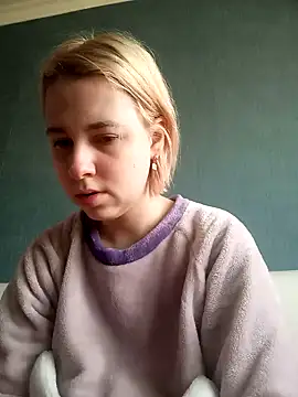 Gussie Bridie online show from 2, 2, 2025