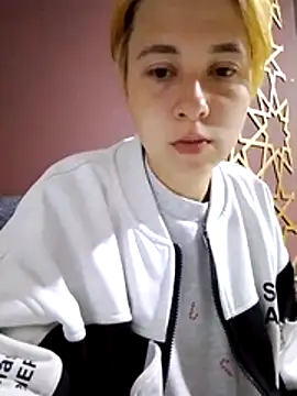 Snapshot of Gussie_Bridie chatting on 16, 4, 2026 Gussie Bridie online show from 16, 4, 2026