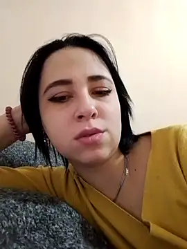 Gussie Bridie online show from 10, 10, 2025