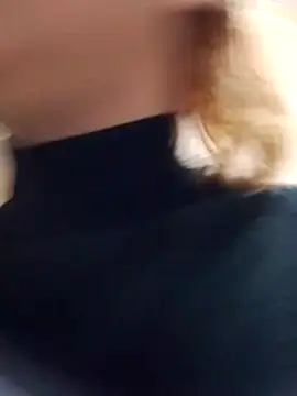 Snapshot of Gussie_Bridie chatting on 18, 12, 2025 Gussie Bridie online show from 18, 12, 2025