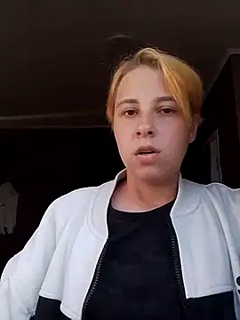 Snapshot of Gussie_Bridie chatting on 12, 4, 2026 Gussie Bridie online show from 12, 4, 2026