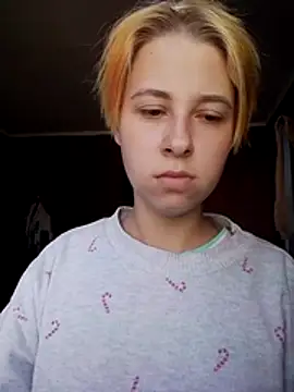 Snapshot of Gussie_Bridie chatting on 15, 4, 2026 Gussie Bridie online show from 15, 4, 2026