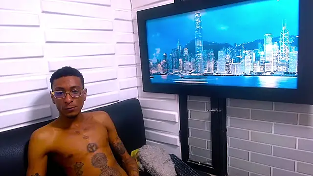 Snapshot of Jose_Smoke chatting on 22, 11, 2025 Jose Smoke online show from 22, 11, 2025