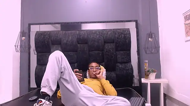 Jose Smoke online show from 3, 3, 2025