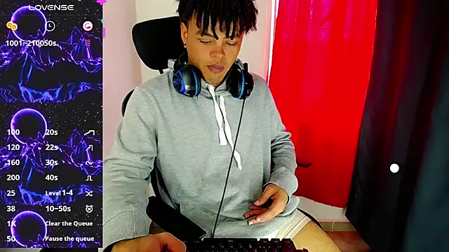 Snapshot of Ares_ttoter chatting on 20, 12, 2024 Ares ttoter online show from 20, 12, 2024
