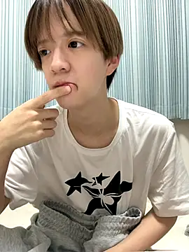 yuuuuma578 online show from 5, 11, 2025