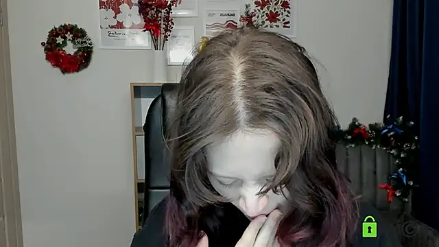 Snapshot of Alina_Mills chatting on 8, 1, 2026 Alina Mills online show from 8, 1, 2026