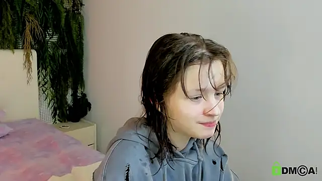 Snapshot of Alina_Mills chatting on 26, 11, 2025 Alina Mills online show from 26, 11, 2025