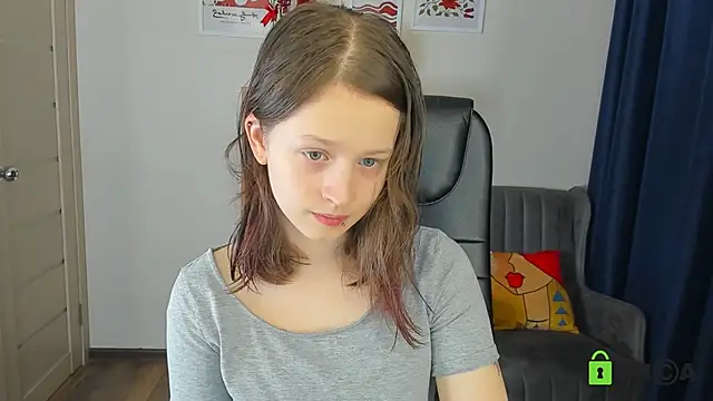 Snapshot of Alina_Mills chatting on 12, 6, 2026 Alina Mills online show from 12, 6, 2026