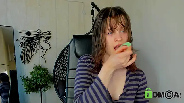 Snapshot of Alina_Mills chatting on 3, 5, 2026 Alina Mills online show from 3, 5, 2026