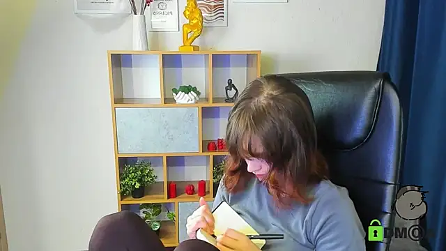 Snapshot of Alina_Mills chatting on 7, 11, 2025 Alina Mills online show from 7, 11, 2025